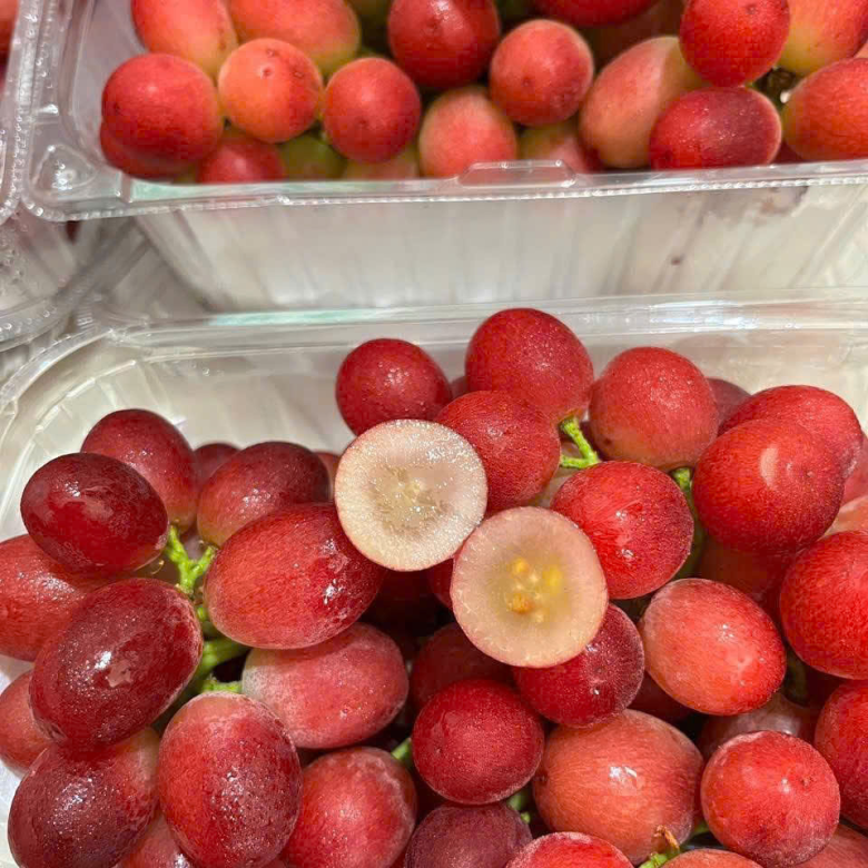 Nho kẹo vải