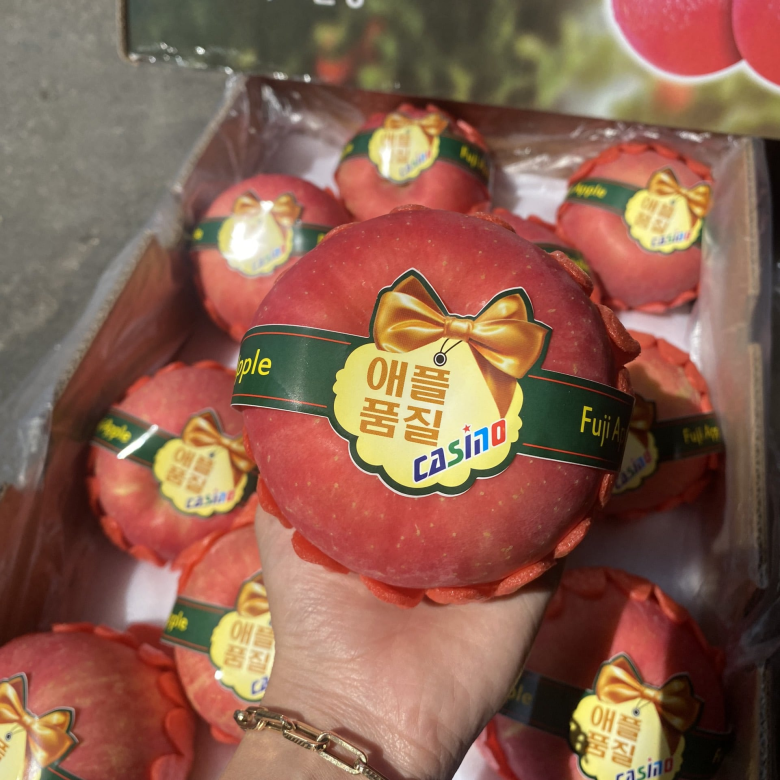 Táo Nơ Fuji NĐT