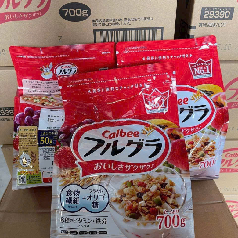 Ngũ cốc trái cây Calbee Nhật Bản 750g